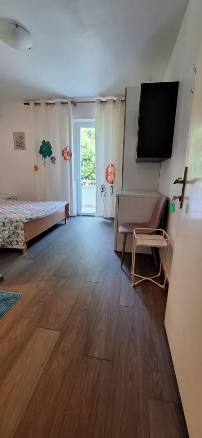 Apartments Villa Milenka 诺瓦利娅 外观 照片