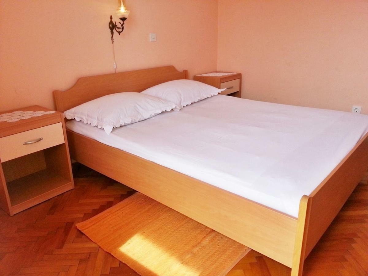 Apartments Villa Milenka 诺瓦利娅 外观 照片