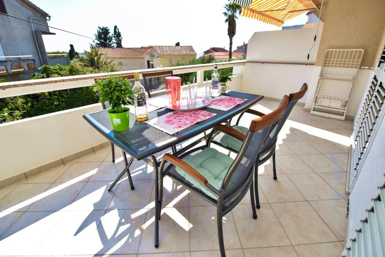 Apartments Villa Milenka 诺瓦利娅 外观 照片